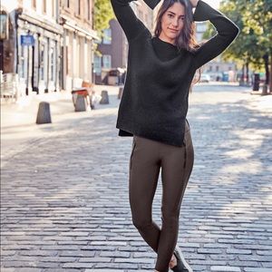 NWT Athleta Stellar Tight